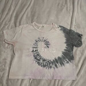 Graphic tee